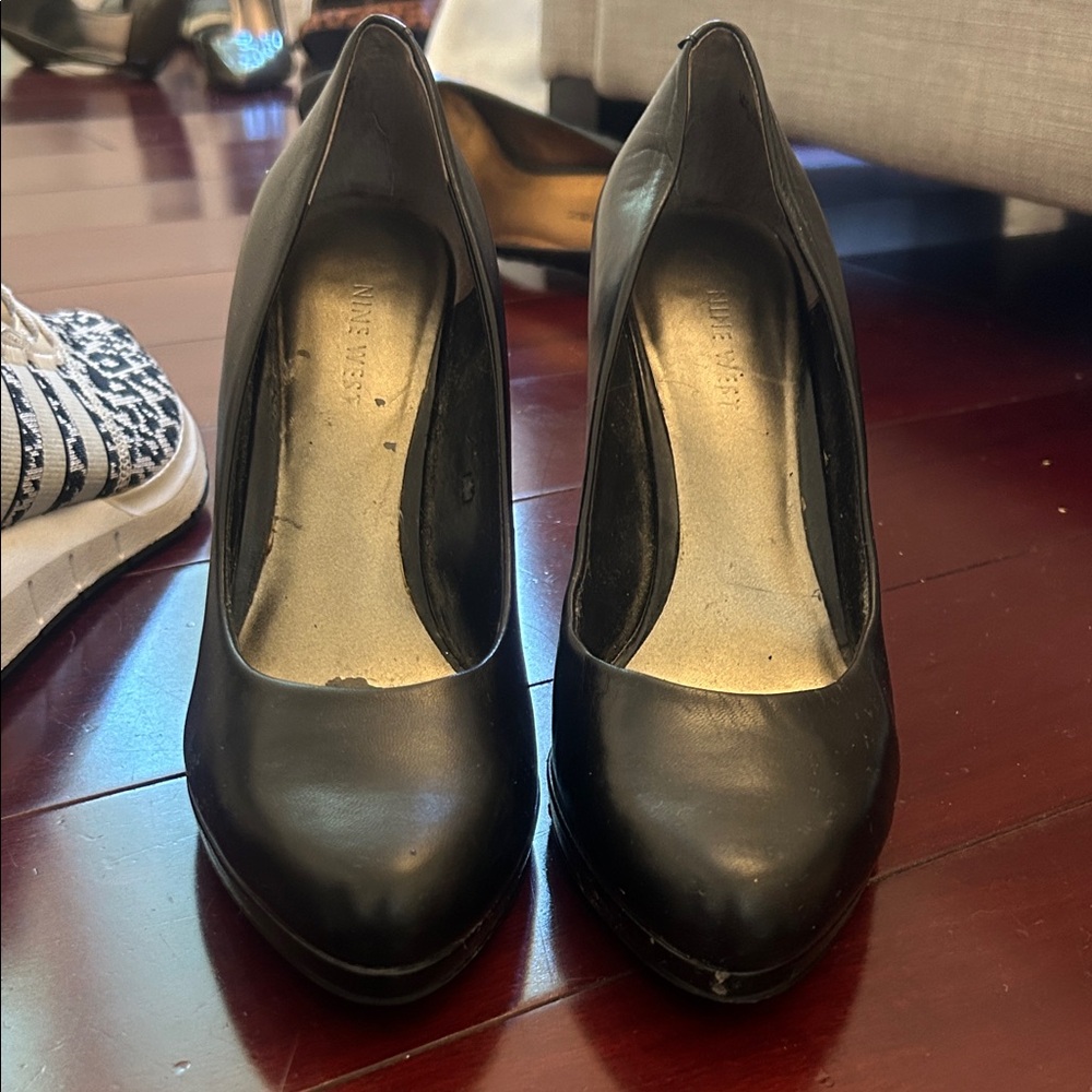 Nine West Classic Black Heels
